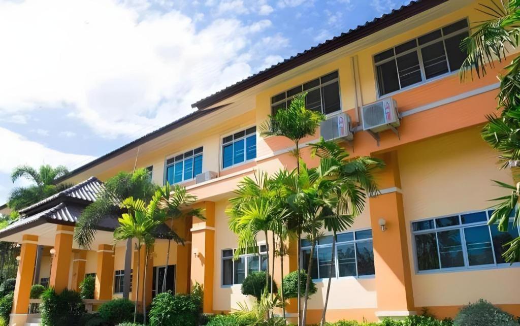 Rajapruek Place Chiang Mai Exterior foto